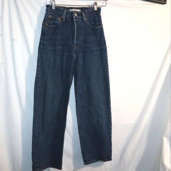 Levis Ribcage Straight Ankle Jean in dark indigo by Levi's. Ribcage Jeanwith its - Picture 5 of 11